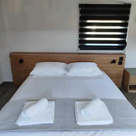 Silia Guest house *